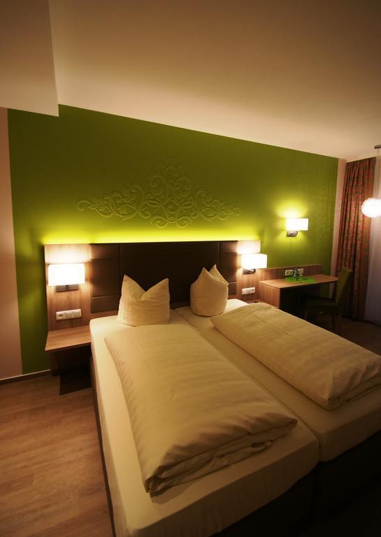 Landhotel Im Klostereck Strubel-Roos Flonheim Camera foto