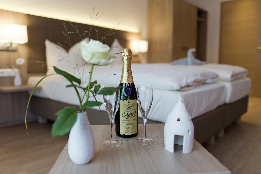 Landhotel Im Klostereck Strubel-Roos Flonheim Esterno foto